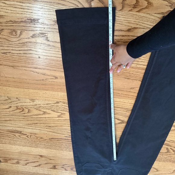 SOLD. Faherty Stretch Terry Patch Pocket Pant — Washed Black — Size 26 - Picture 9 of 11